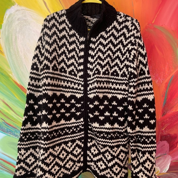 Cozy Sweater - with zipper - Picture 2 of 4